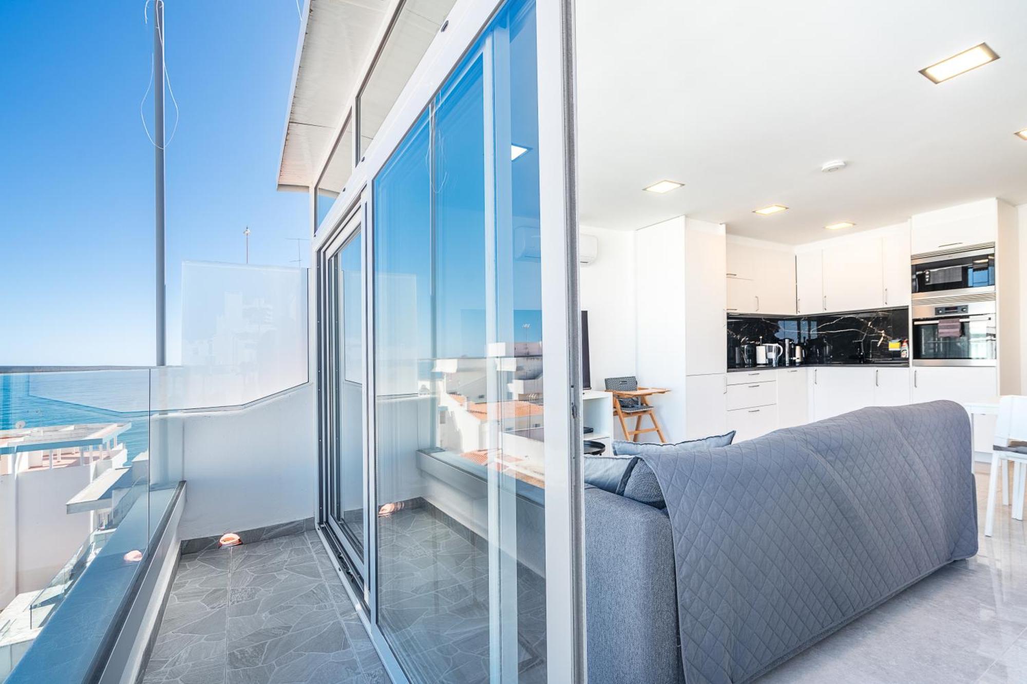New Luxury Penthouse Beachfront In The Algarve Armacao de Pera Bagian luar foto